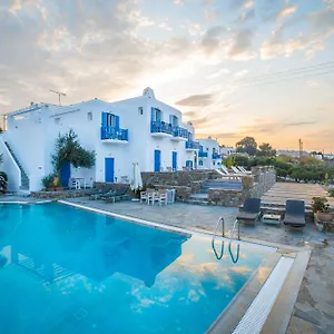 Vienoula's Garden Mykonos Town